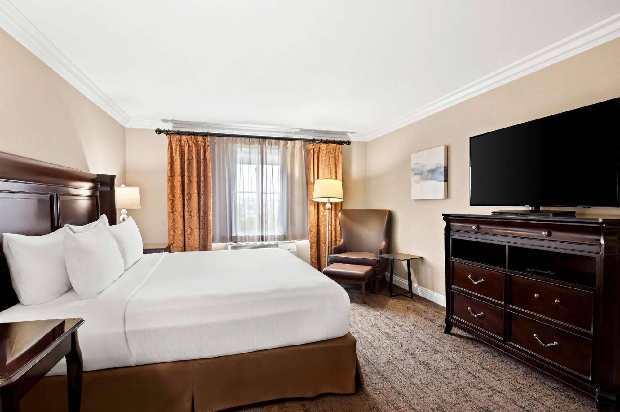 Best Western Ontario Mills Mall Экстерьер фото